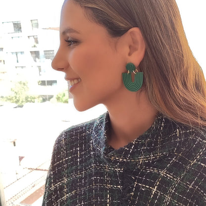 Aretes Aura